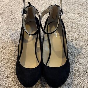 Arizona Jean Company Black Heels